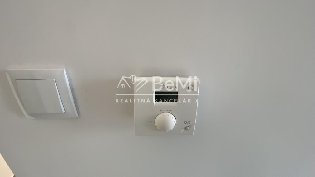 Budova Nitra Krškany pozemok 747 m2 ID 598-28-MIG