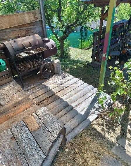 Predaj záhrady v sade 600 ročnice (031-13-ZUPIa)