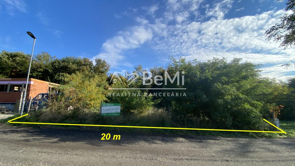 Nitra Štitáre pozemok 800 m2 ID 592-14-MIG