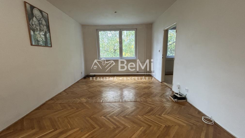 Predaj  3 izbový byt  4 izbový byt - LEVICE (104-113-MIJKa)