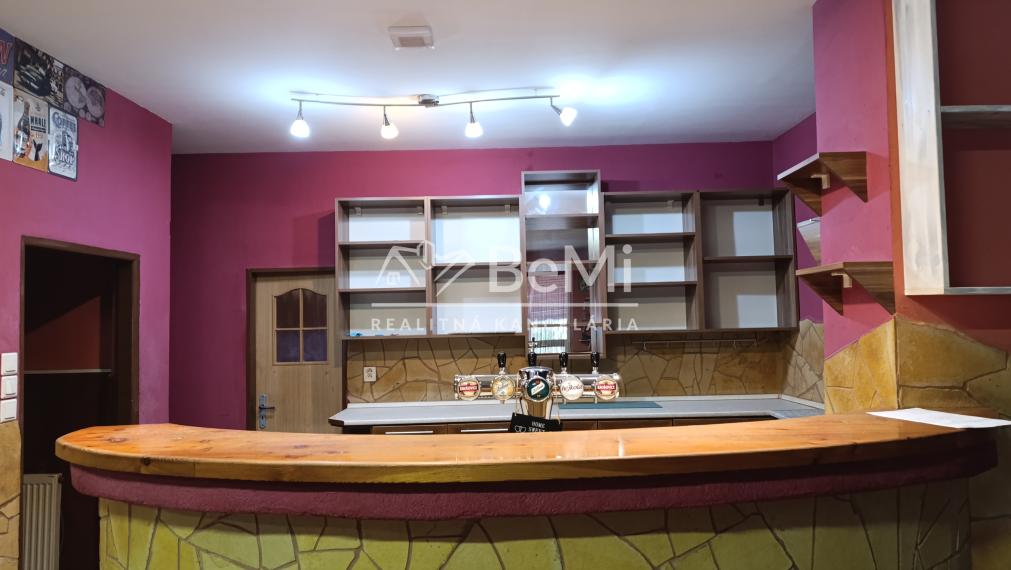 Rodinný dom ale aj obchodné priestory v obci Kružná - 139000,-Eur