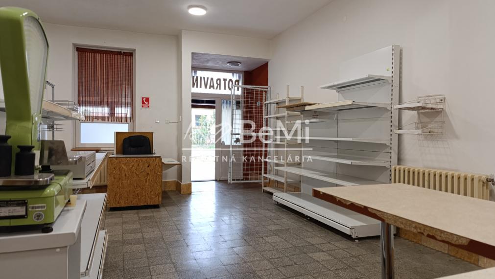 Rodinný dom ale aj obchodné priestory v obci Kružná - 139000,-Eur