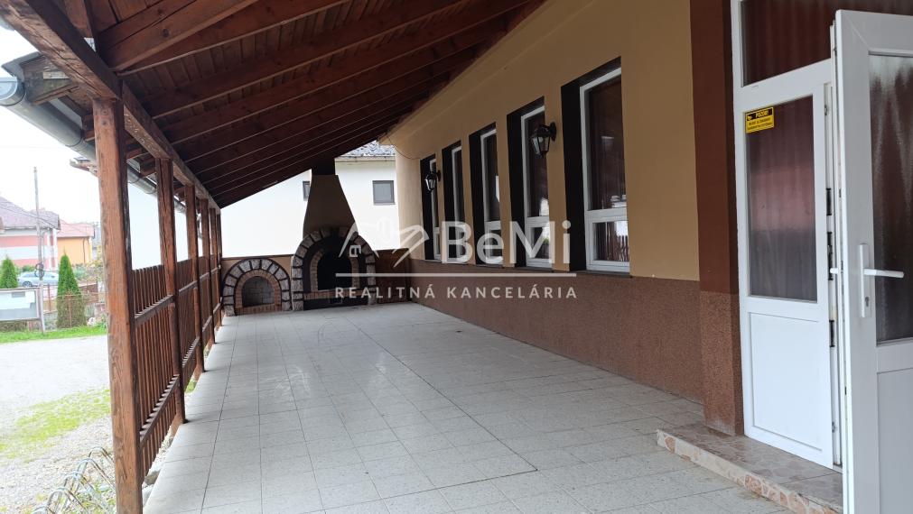 Rodinný dom ale aj obchodné priestory v obci Kružná - 139000,-Eur