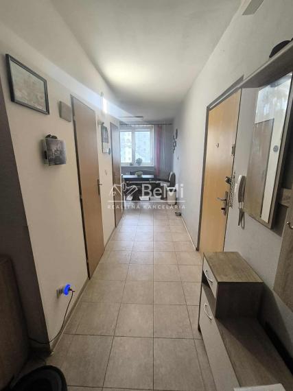 REZERVOVANÉ Na predaj 4-izbový byt Trenčín – sídlisko Juh, ul. Východná