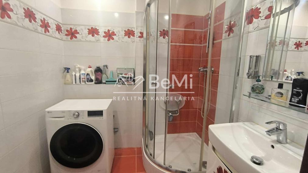 REZERVOVANÉ Na predaj 4-izbový byt Trenčín – sídlisko Juh, ul. Východná