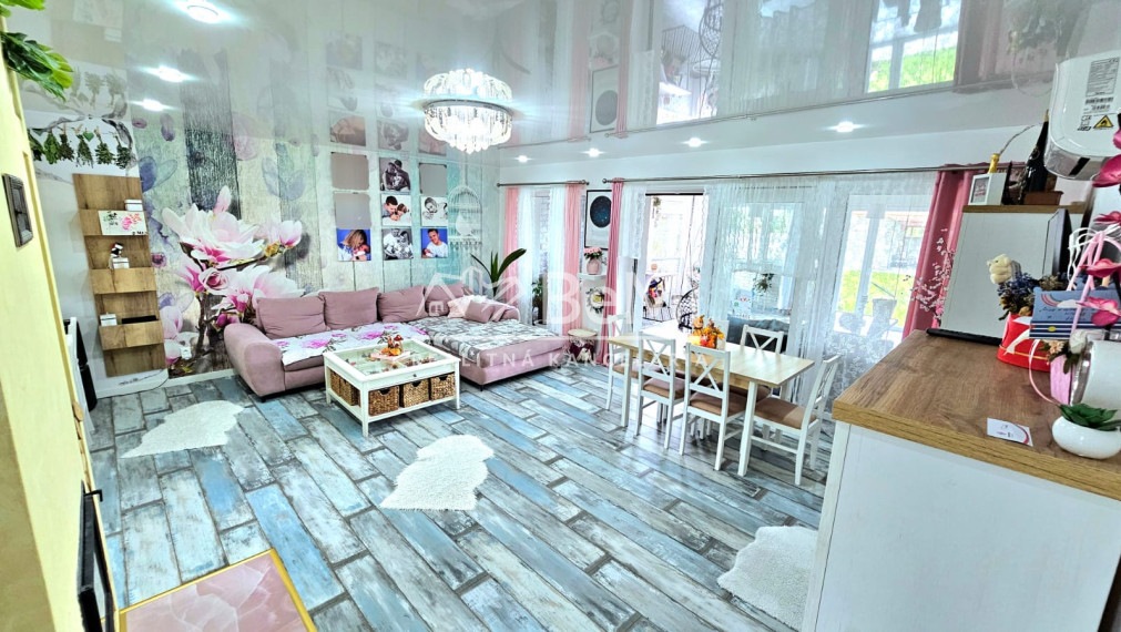 KRÁSNY RODINNÝ BUNGALOV V JESENSKOM - NA PREDAJ