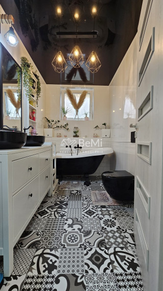 KRÁSNY RODINNÝ BUNGALOV V JESENSKOM - NA PREDAJ