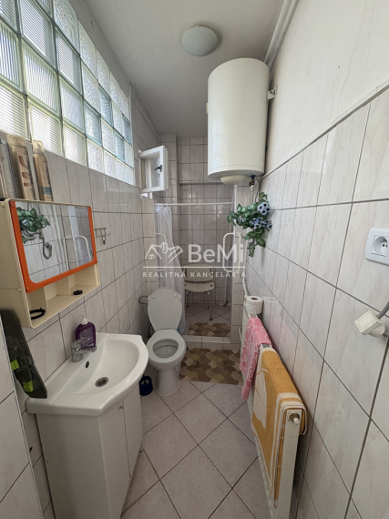 Predaj rodinného domu Šalgočka 112-12-ROCHE