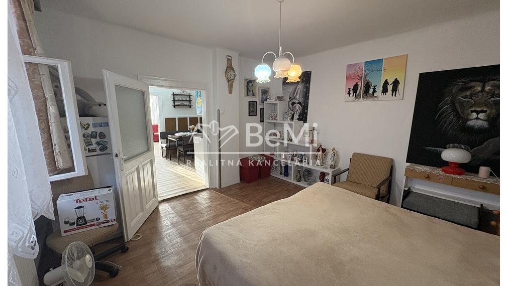 Predaj rodinného domu Šalgočka 112-12-ROCHE