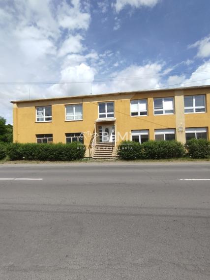 Kancelársky/prevádzkový priestor na prenájom-Lučenec