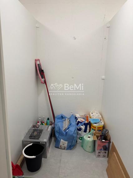 Prenájom 2-izbového bytu – Oravské Veselé