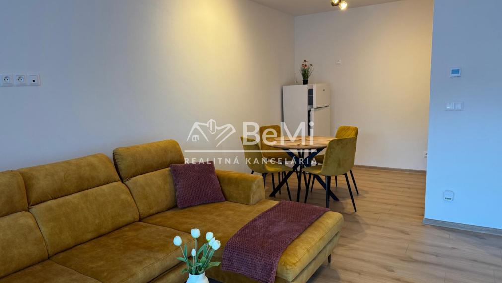 Prenájom 2-izbového bytu – Oravské Veselé