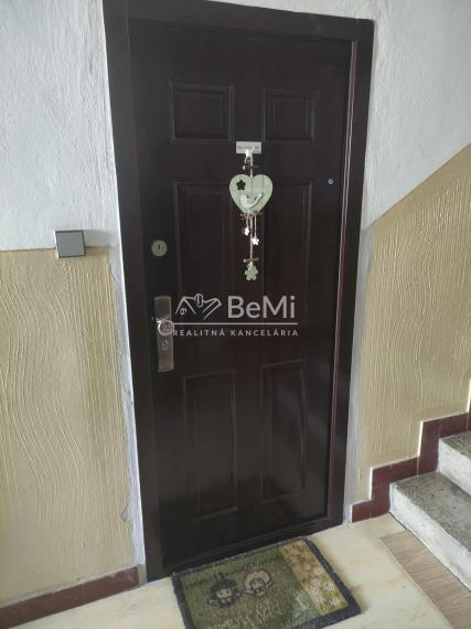 Na predaj 3-izbový byt Trenčianske Teplice