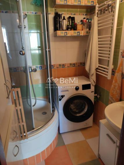 Na predaj 3-izbový byt Trenčianske Teplice