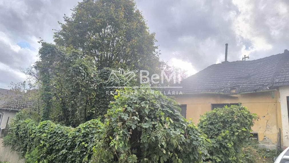 Na preda dva stavebné pozemky so súpisným číslom Čachtice