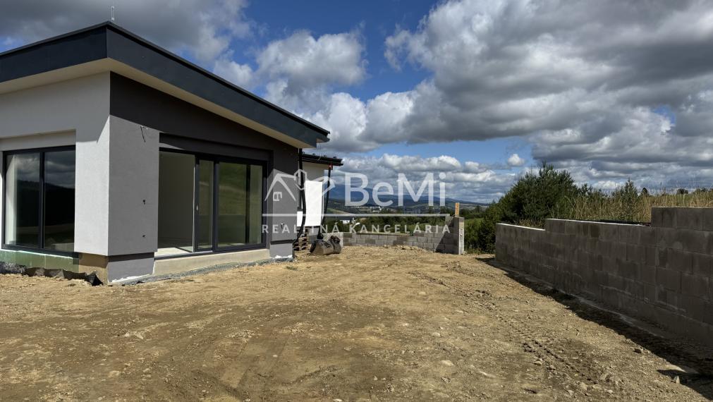 Ponúkame na predaj novostavbu v Ťapešove