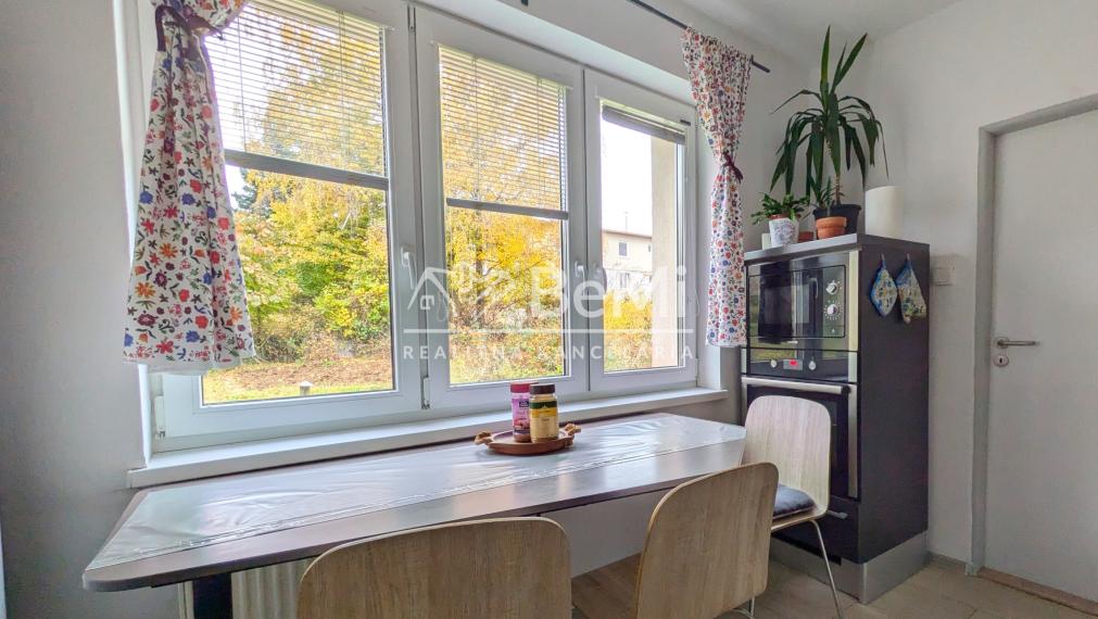 Predaj, 4 izbový byt+ garáž +záhrada - Nitra (1235-114-AFI)