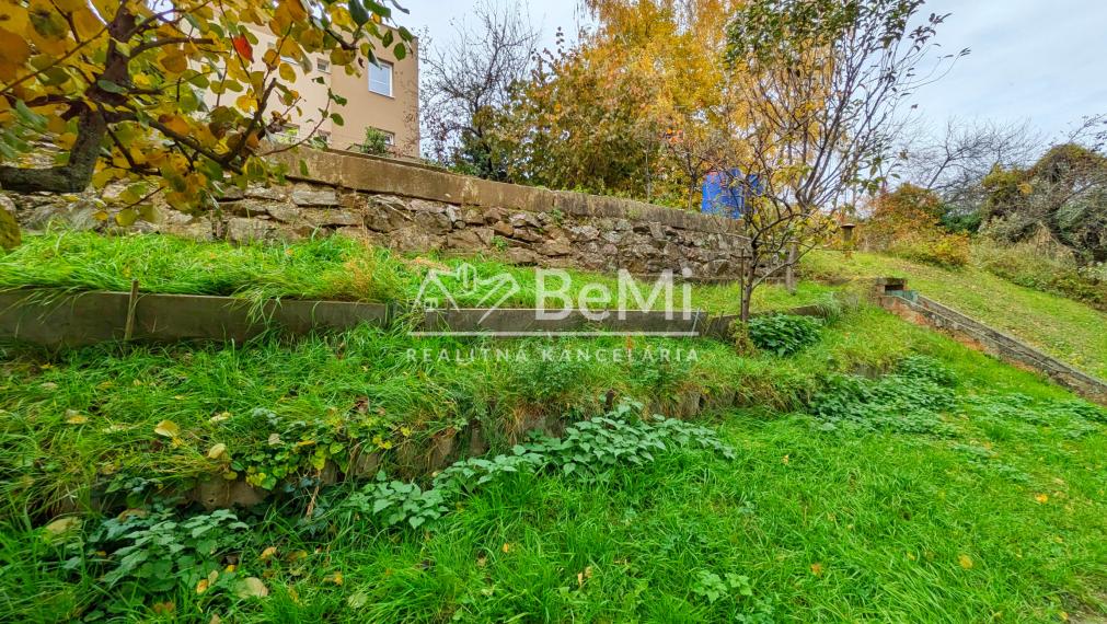 Predaj, 4 izbový byt+ garáž +záhrada - Nitra (1235-114-AFI)