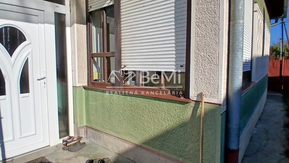 Predaj, rodinný dom Čata (008-12-MIMI)