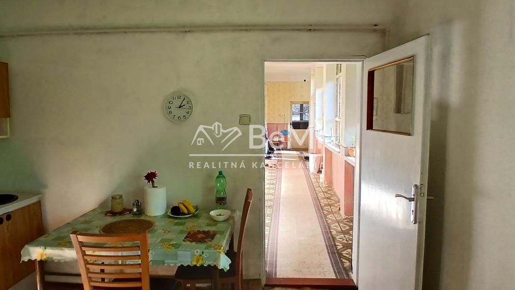 Predaj, rodinný dom Čata (008-12-MIMI)