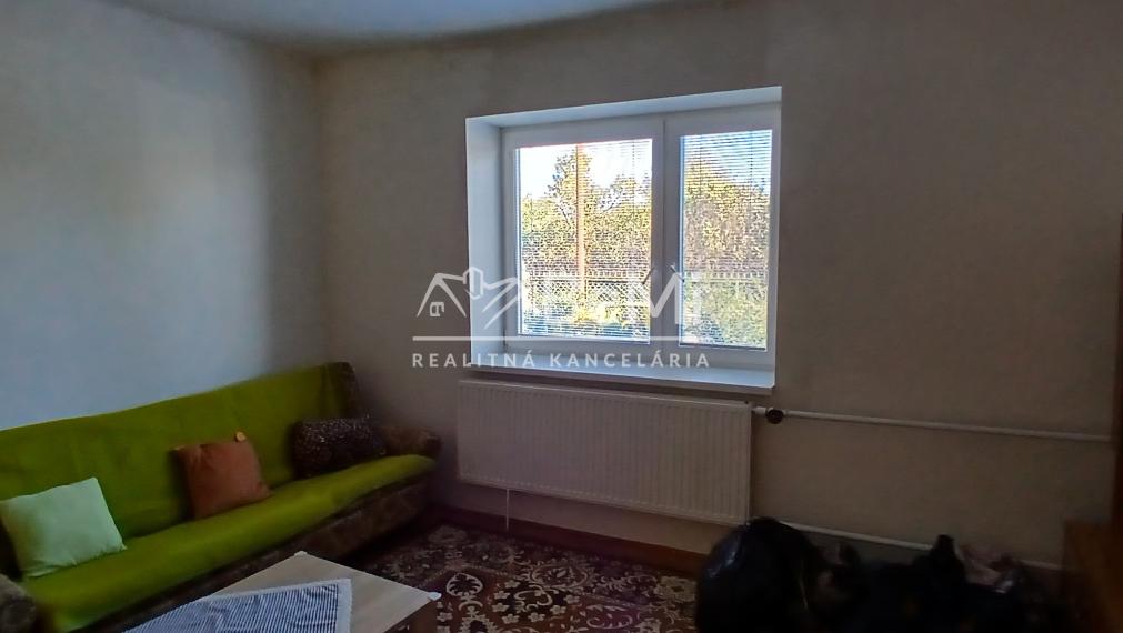 Predaj, rodinný dom Čata (008-12-MIMI)