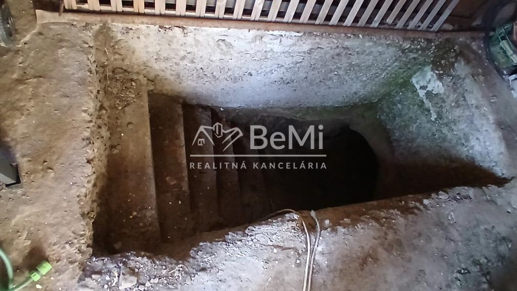 Predaj, rodinný dom Čata (008-12-MIMI)