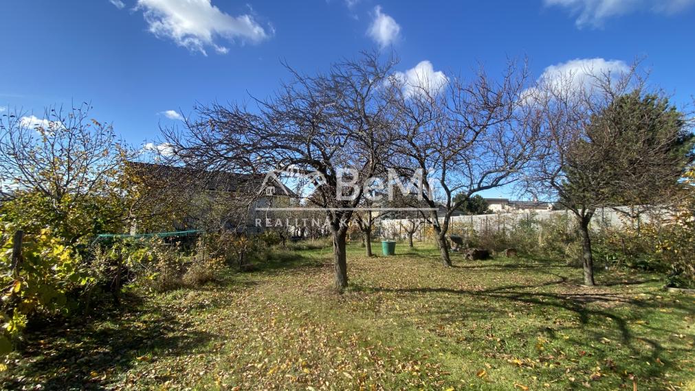 Nitra Zobor pozemok cca 1 000m2 ID 594-14-MIG