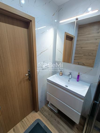 PREDÁME 4 IZBOVÝ BYT 98m², 2x wc, 2x klíma, 3D krb🏡
