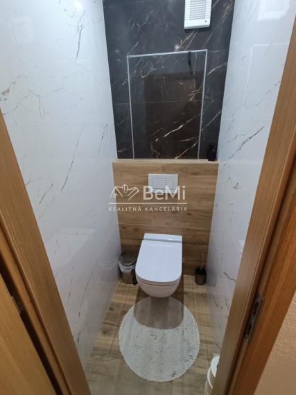 PREDÁME 4 IZBOVÝ BYT 98m², 2x wc, 2x klíma, 3D krb🏡