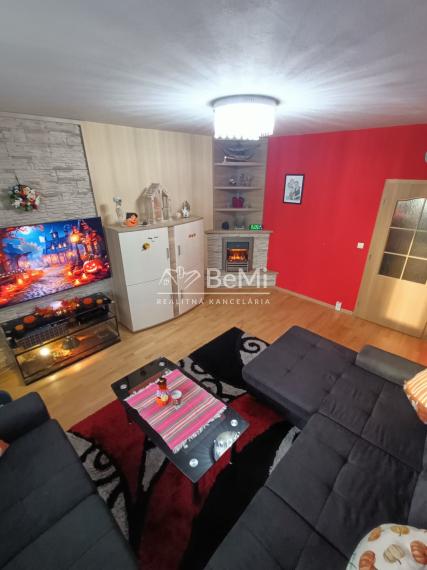 PREDÁME 4 IZBOVÝ BYT 98m², 2x wc, 2x klíma, 3D krb🏡