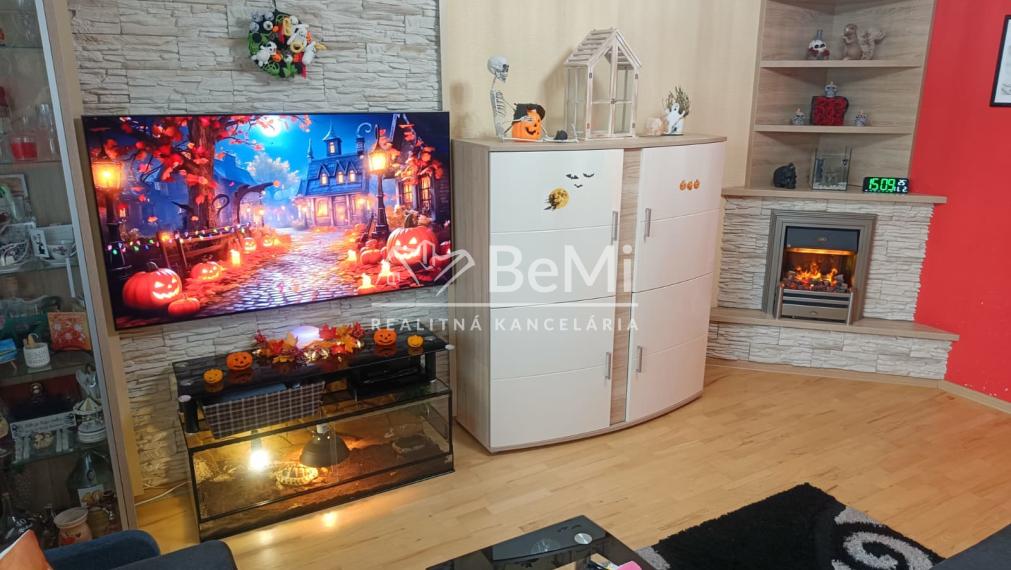 PREDÁME 4 IZBOVÝ BYT 98m², 2x wc, 2x klíma, 3D krb🏡