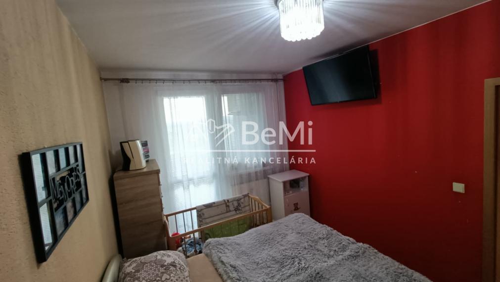 PREDÁME 4 IZBOVÝ BYT 98m², 2x wc, 2x klíma, 3D krb🏡