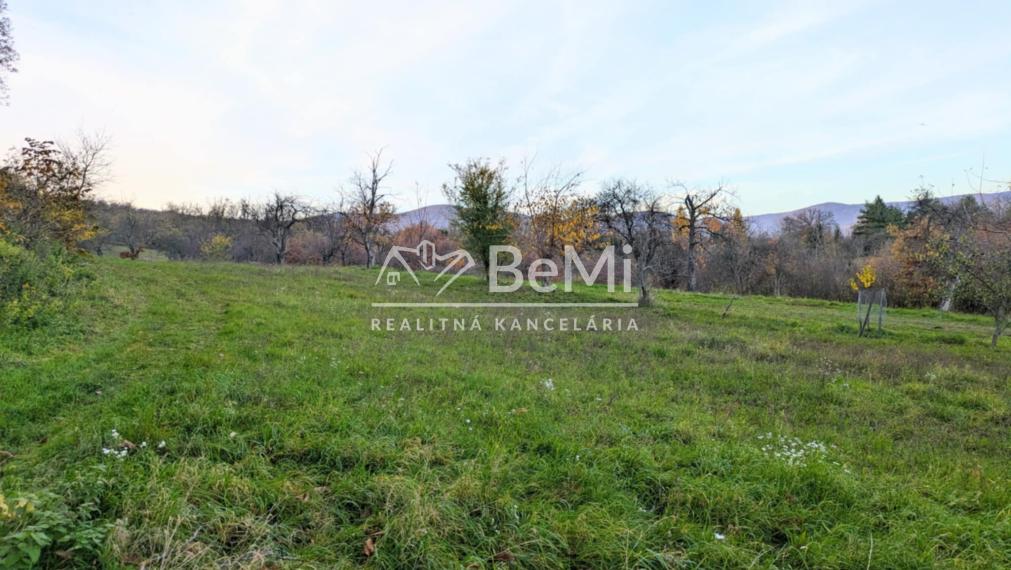 Predaj pozemku - Čaradice (1236-14-AFI)