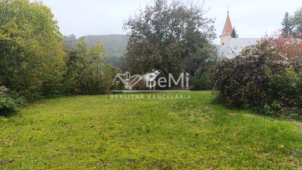 Dve rodinné domy v Maďarsku- obec Arka- NA PREDAJ