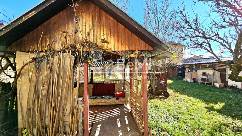 RODINNÝ DOM PRI CENTRE RIMAVSKEJ SOBOTY S GARÁŽOU A ZÁHRADOU