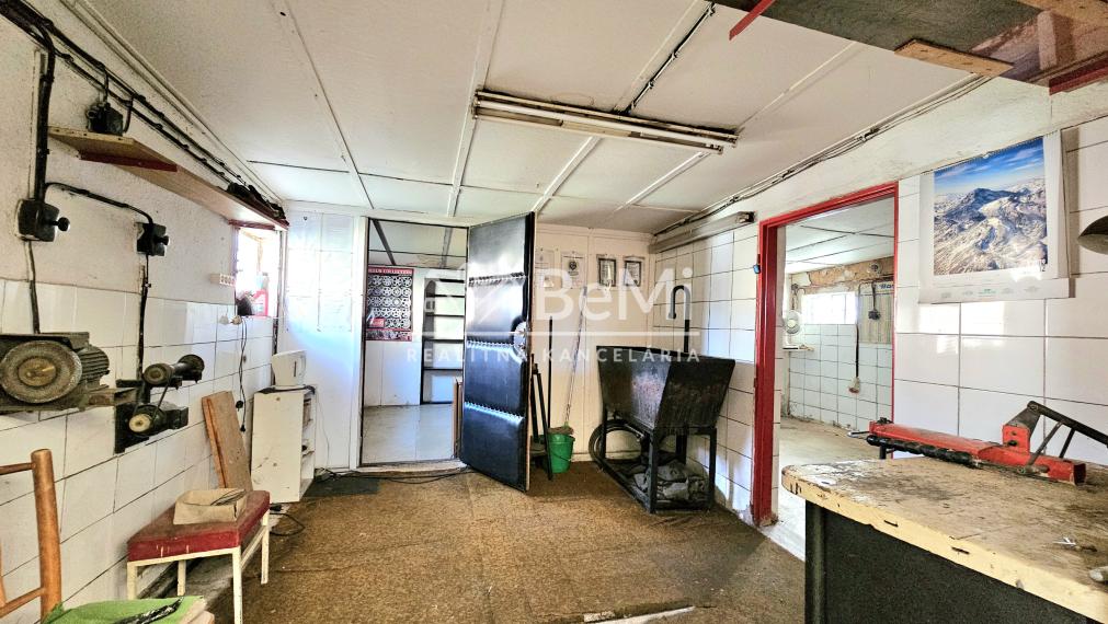 RODINNÝ DOM PRI CENTRE RIMAVSKEJ SOBOTY S GARÁŽOU A ZÁHRADOU