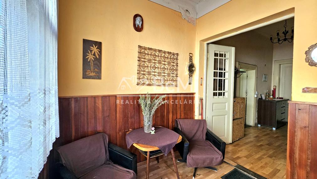 RODINNÝ DOM PRI CENTRE RIMAVSKEJ SOBOTY S GARÁŽOU A ZÁHRADOU