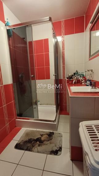 Zrekonštruovaný dom aj pre dve rodiny v obci Slavošovce