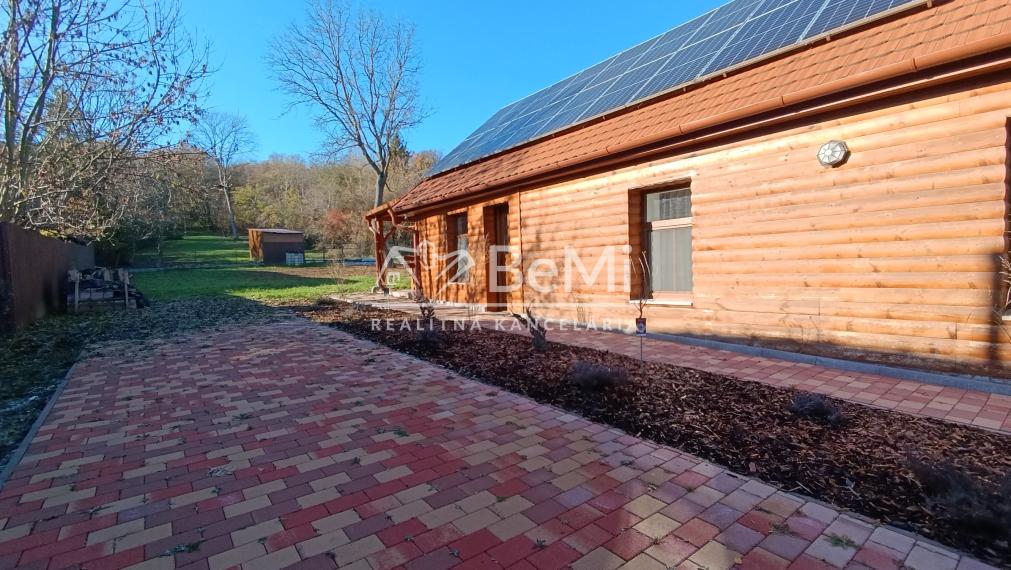 Rodinný dom vedľa obce Buzica - NA PREDAJ