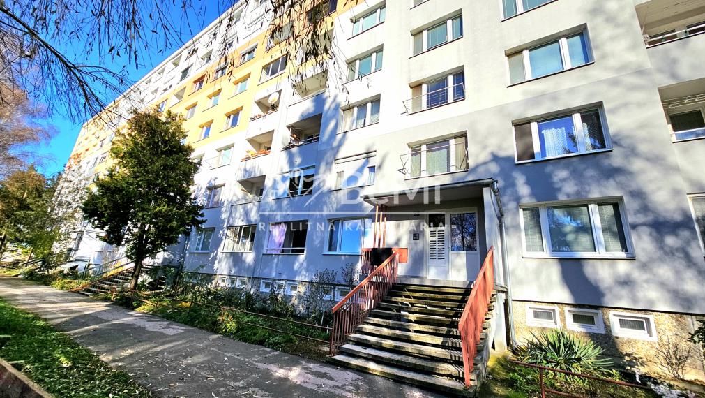 1-IZBOVÝ BYT NA SÍDLISKU RIMAVA, RIMAVSKÁ SOBOTA - NA PREDAJ