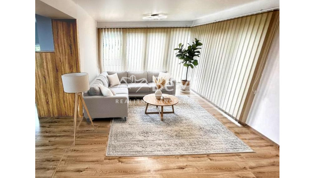 Úplne úžasný moderný 5-izbový bungalov 15 min. od Košíc