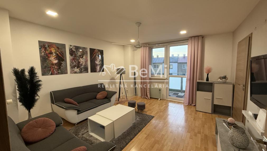 2.5 izbový byt s logiou na Slovenskej ulici na predaj