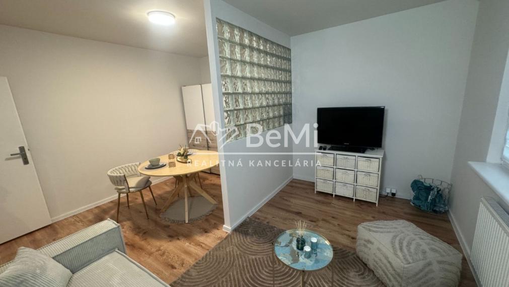 Exkluzívne na prenájom – moderný 2 izbový byt vo vyhľadávanej lokalite Nitra– Klokočina