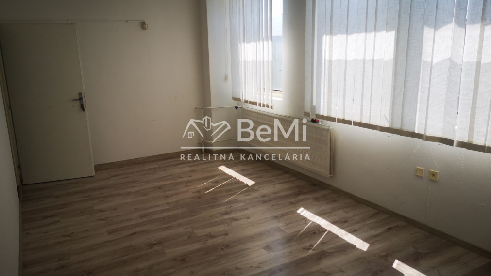 Prenájom kancelárií na Bratislavskej ulici Galanta 033-28-EVBA