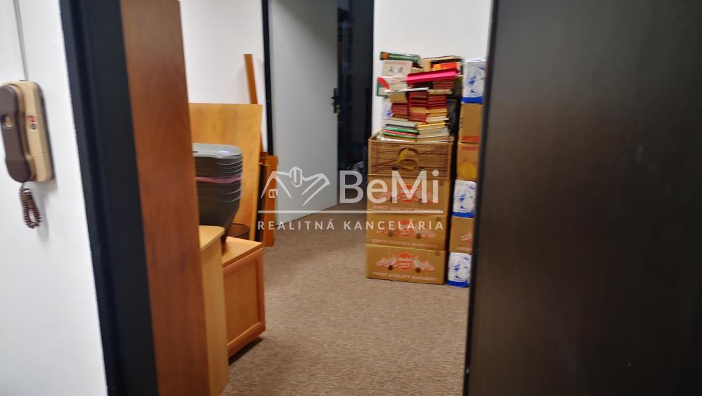 Prenájom kancelárií na Bratislavskej ulici Galanta 033-28-EVBA
