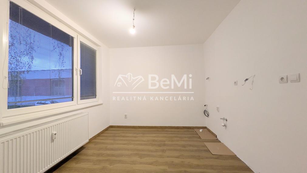 Predaj, zrekonštruovaný 3 izbový byt - Zlaté Moravce (1237-113-AFI)