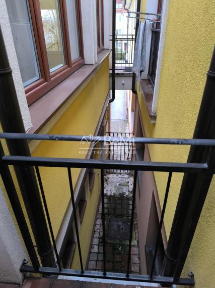 Na predaj priestranný a štýlový 4-izbový mezonet po kompletnej rekonštrukcii – Ivanovce