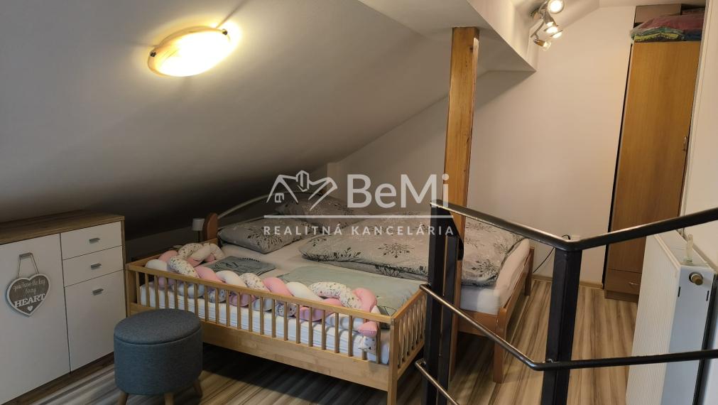 Na predaj priestranný a štýlový 4-izbový mezonet po kompletnej rekonštrukcii – Ivanovce