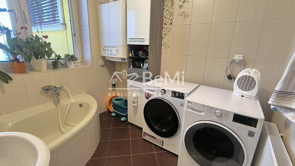 Na predaj priestranný a štýlový 4-izbový mezonet po kompletnej rekonštrukcii – Ivanovce