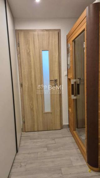 Na predaj exkluzívne zrekonštruovaný a kompletne zariadený rodinný dom